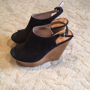 Zigi Soho wedge